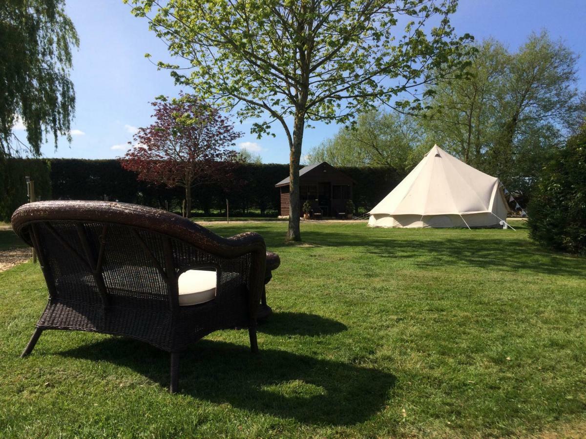 Oxford Riverside Glamping Экстерьер фото